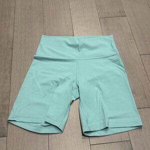 TNA Butter 7" Short Light Aqua Size M